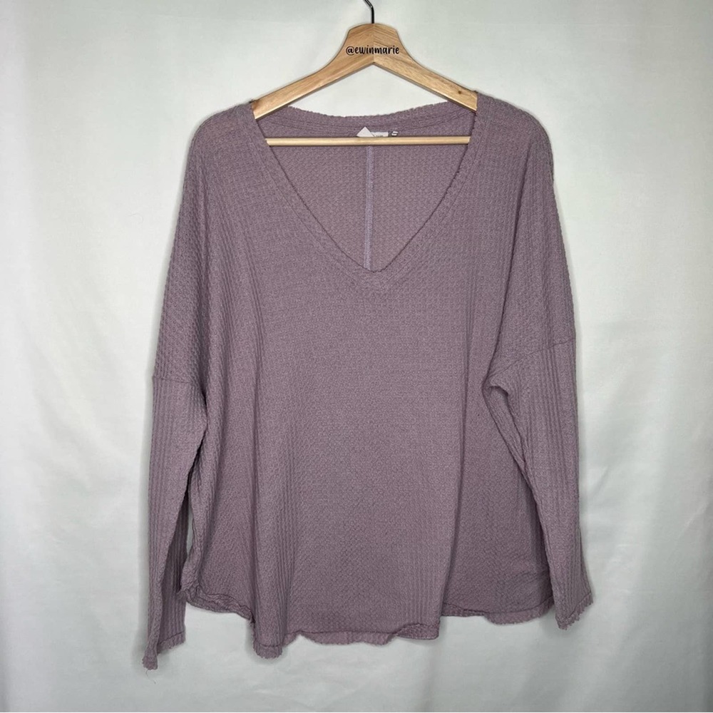 Out from Under size large light purple waffle knit sweater